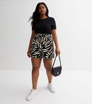 New Look Curves Black Abstract High Waist Shorts